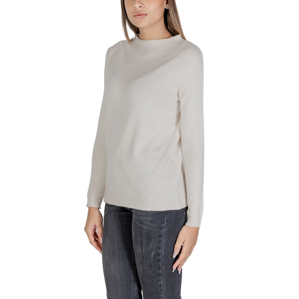 Cream Polyester Sweater